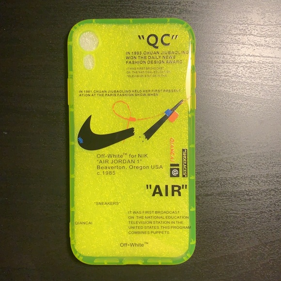 IPhone case - Picture 2 of 15